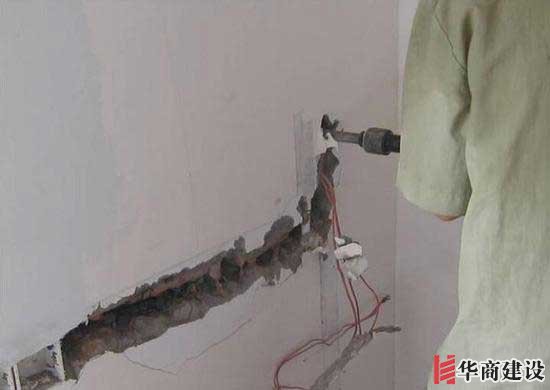 現(xiàn)在裝修都把電線藏在墻壁里，線路老化了能換嗎